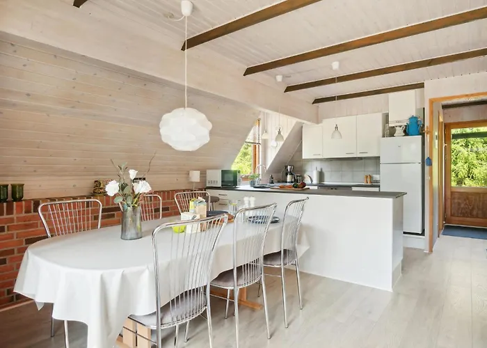 Amazing In With Kitchen *
